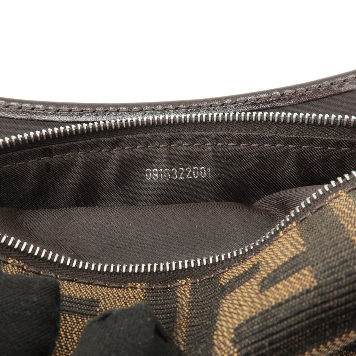 FENDI Zucca Tobacco Brown Canvas Leather Shoulder Bag 0916322 Y2K Preowned Auth22