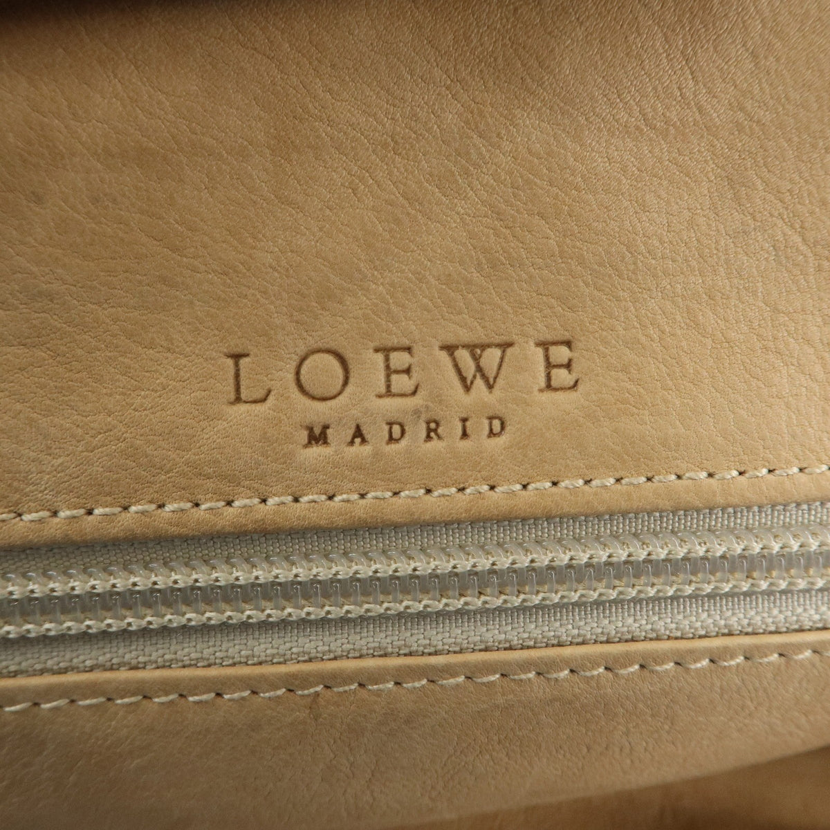 LOEWE Anagram Leather Amazona 32 Hand Bag Tote Bag Beige Ivory Auth Used F/S23