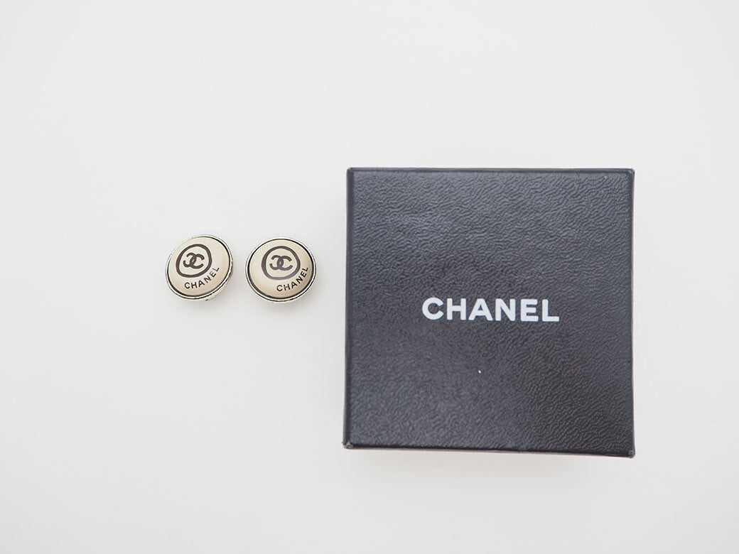 CHANEL Round Coco Earrings Coco Print Ladies 00T Circle Round Illustration Logo8