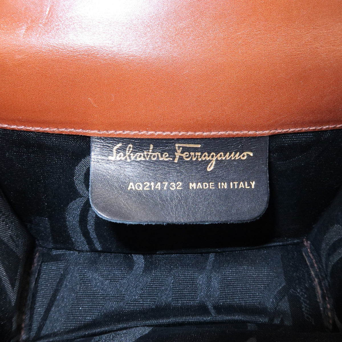 Ferragamo Gancini Leather Chain Shoulder Bag Brown Gold HDW Authentic Used F/S22