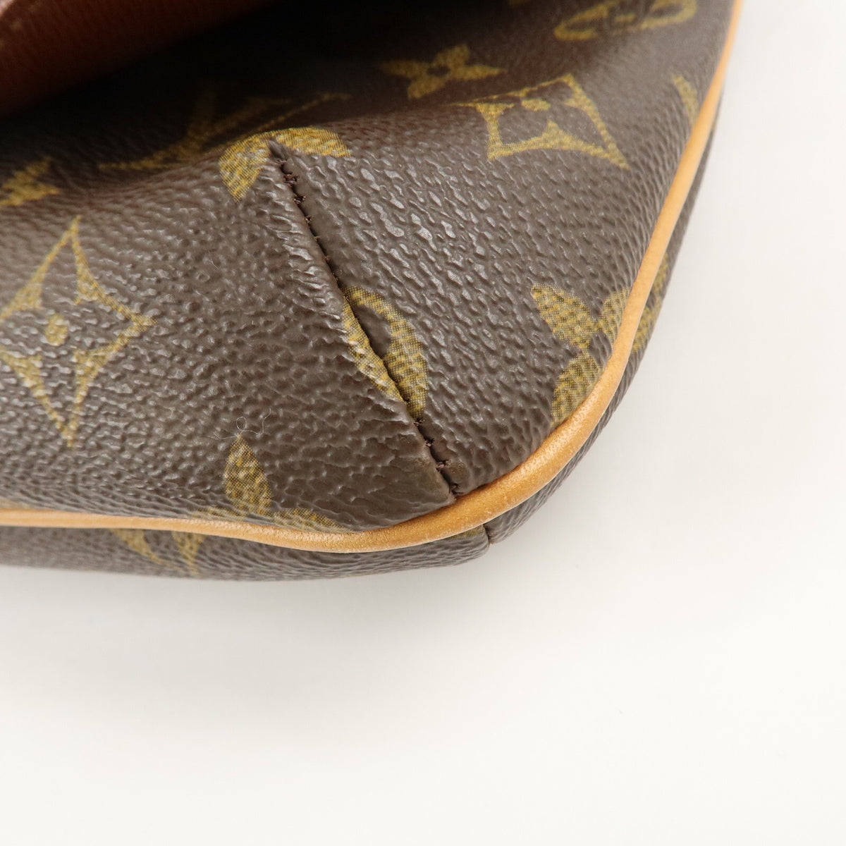 LOUIS VUITTON Musette Tango Monogram Canvas Shoulder Bag M51257 Preowned9