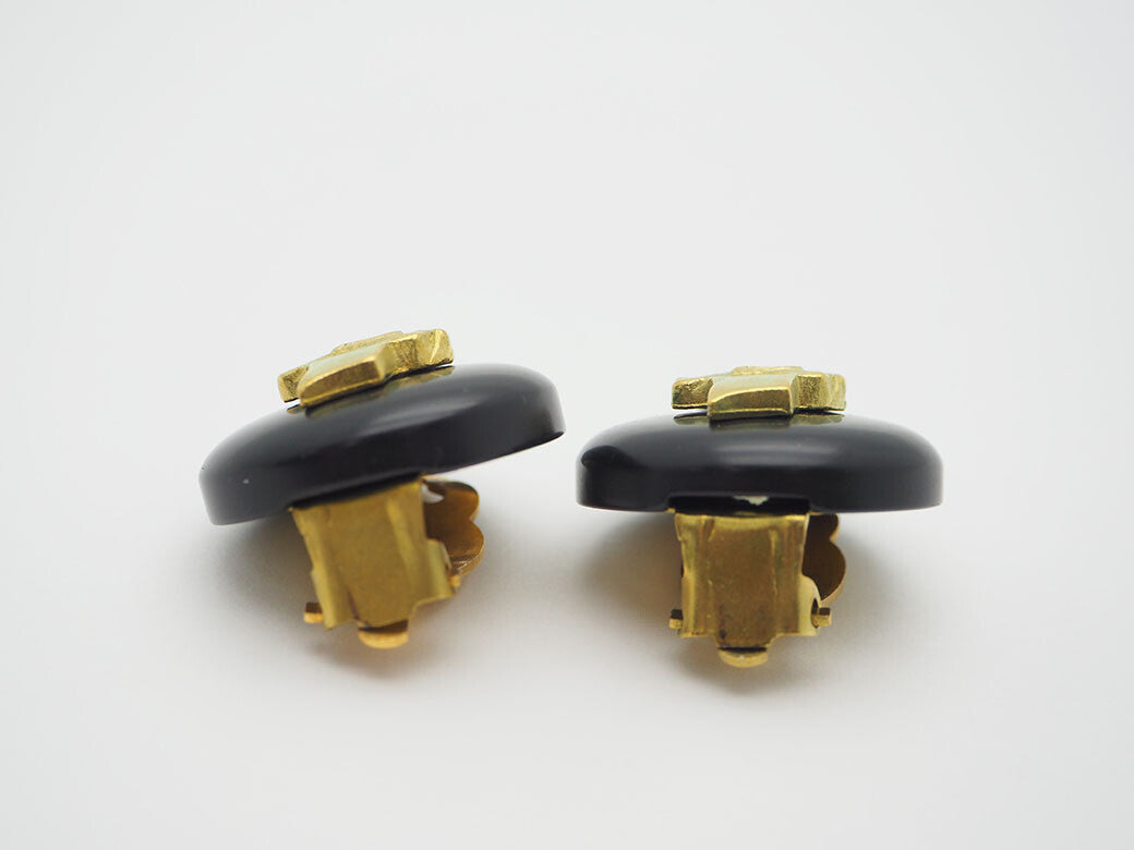 CHANEL Vintage Coco Chanel Earrings Black x Gold Ladies 95P Cameostyle4