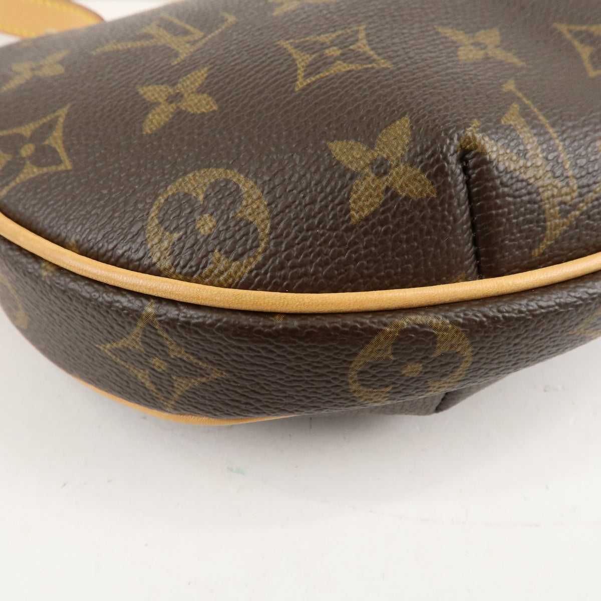 Louis Vuitton Monogram Pochette Croissant Shoulder Bag M51510 Preowned Auth11