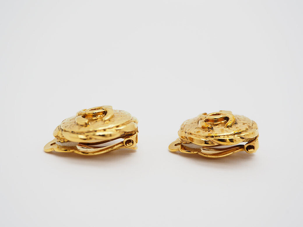 Chanel Vintage Cocomark earrings gold ladies round round round Reuse Used1