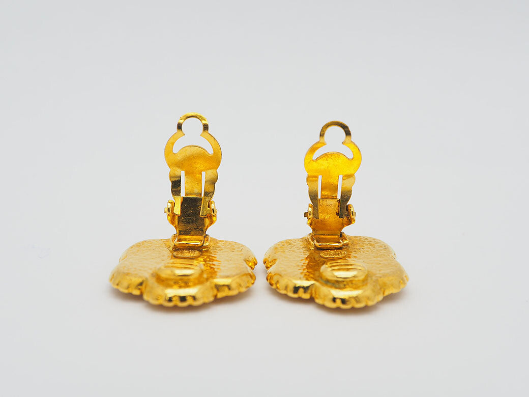 CHANEL Vintage Flower Coco Earrings 96A Gold Ladies Dot Frame Reuse Used6