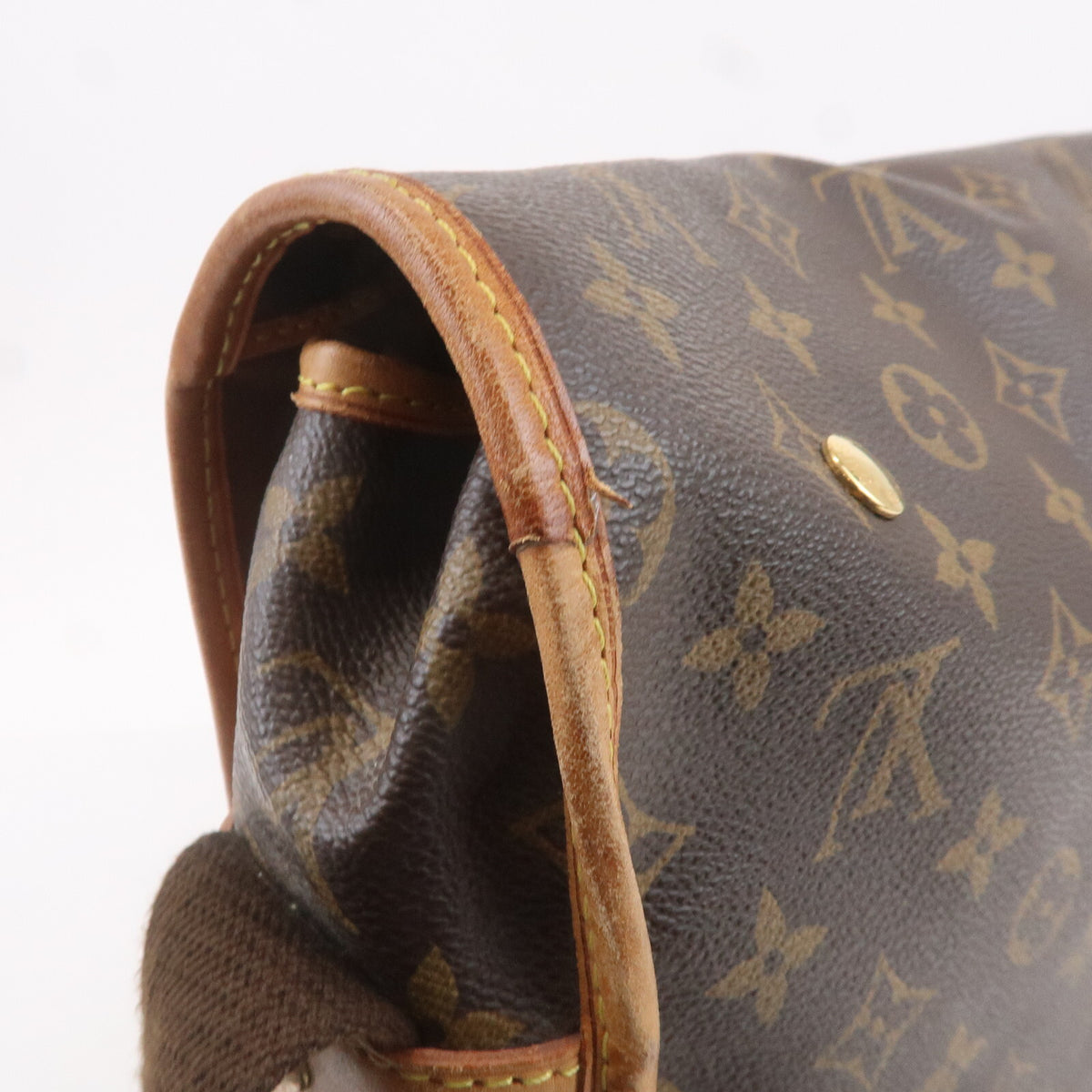 LOUIS VUITTON Gongo MM Monogram Messenger Crossbody Bag M40116 Preowned Auth9