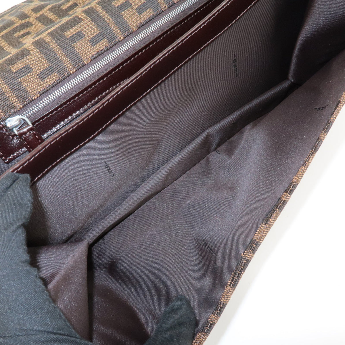 FENDI Zucca Tobacco Brown Canvas Leather Shoulder Bag 0916322 Y2K Preowned Auth18