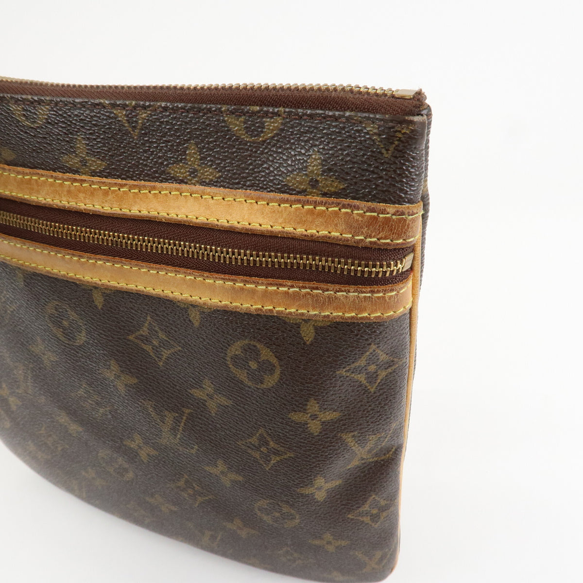 LOUIS VUITTON Pochette Bosphore Monogram Crossbody Shoulder Bag Preowned Auth10