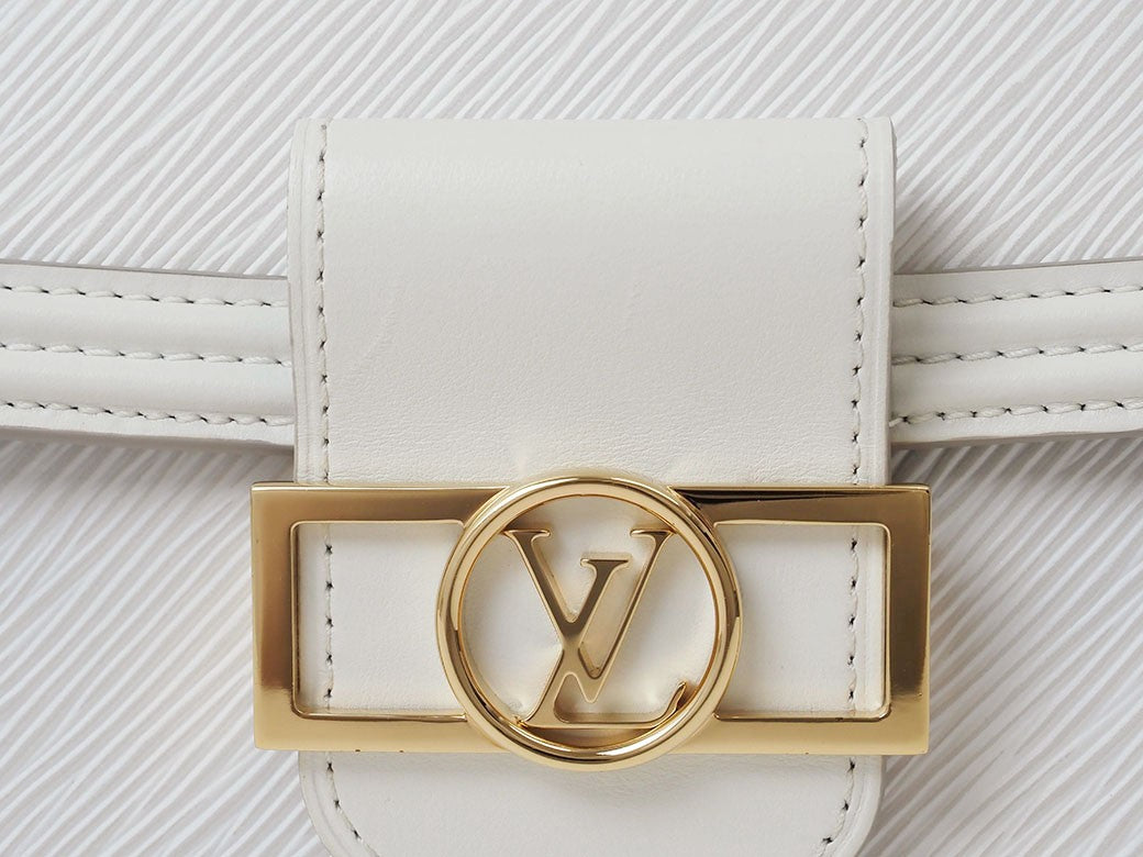 Louis Vuitton Dauphine NV Mini Crossbody Shoulder Bag Epi  White Preowned Auth5