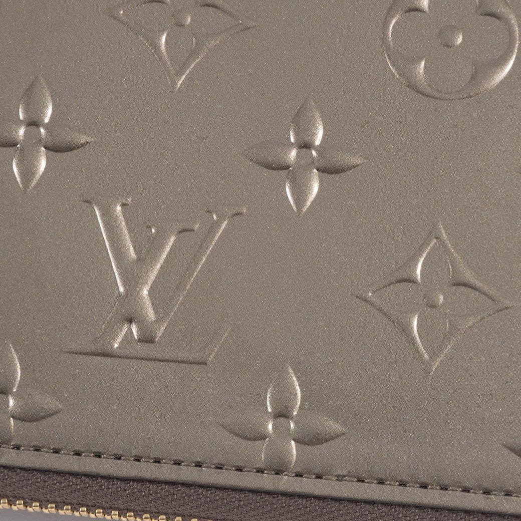 LOUIS VUITTON Zippy Wallet Vernis Champagne Metallise Gold Ziparound Preowned14