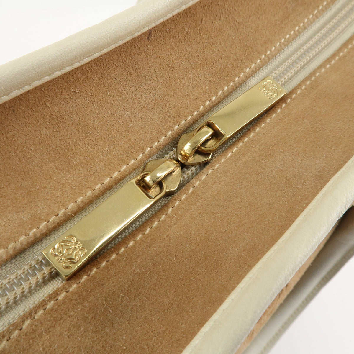 LOEWE Anagram Leather Amazona 32 Hand Bag Tote Bag Beige Ivory Auth Used F/S14