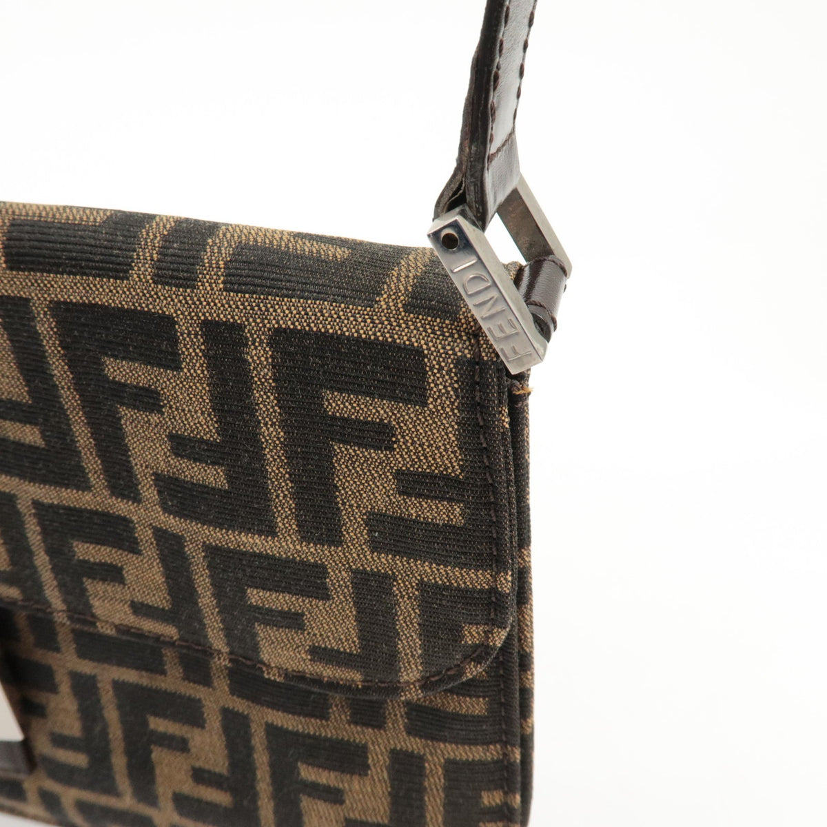 FENDI Zucca Tobacco Brown Canvas Leather Shoulder Bag 0916322 Y2K Preowned Auth13