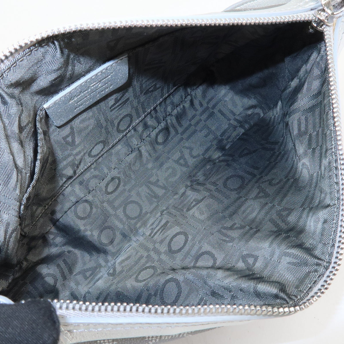 Ferragamo Gancini Logo Leather Shoulder Bag Hand Bag Silver Authentic Used F/S19