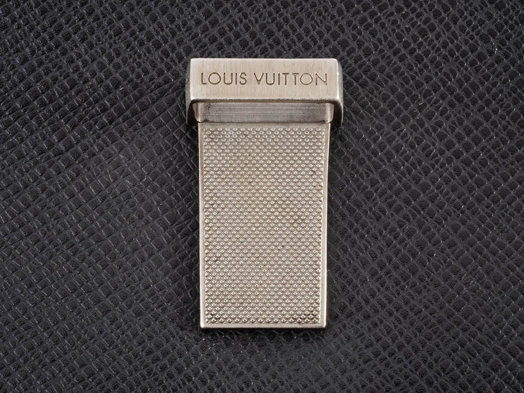 Louis Vuitton Yaranga Taiga Leather Crossbody Shoulder Bag Ardoise Preowned12