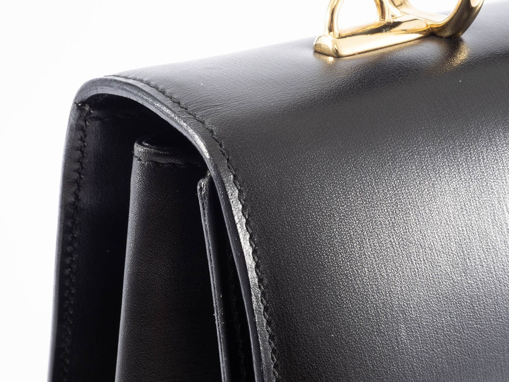 GUCCI Old Gucci Lady Lock Handbag Black Leather Top Handle 000 01 0192 Preowned21