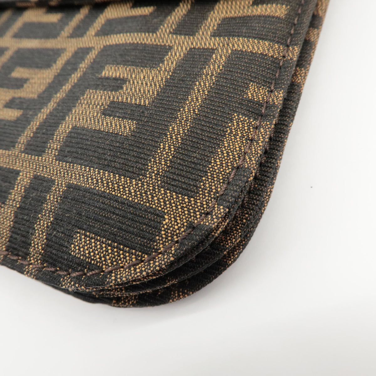 FENDI Zucca Tobacco Brown Canvas Leather Shoulder Bag 0916322 Y2K Preowned Auth10