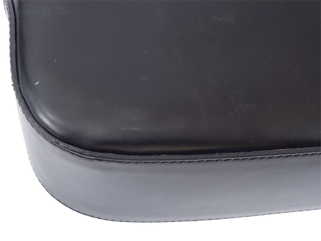 Ferragamo Gancini Hobo Shoulder Bag Black Leather AB21 0169 Preowned Auth9