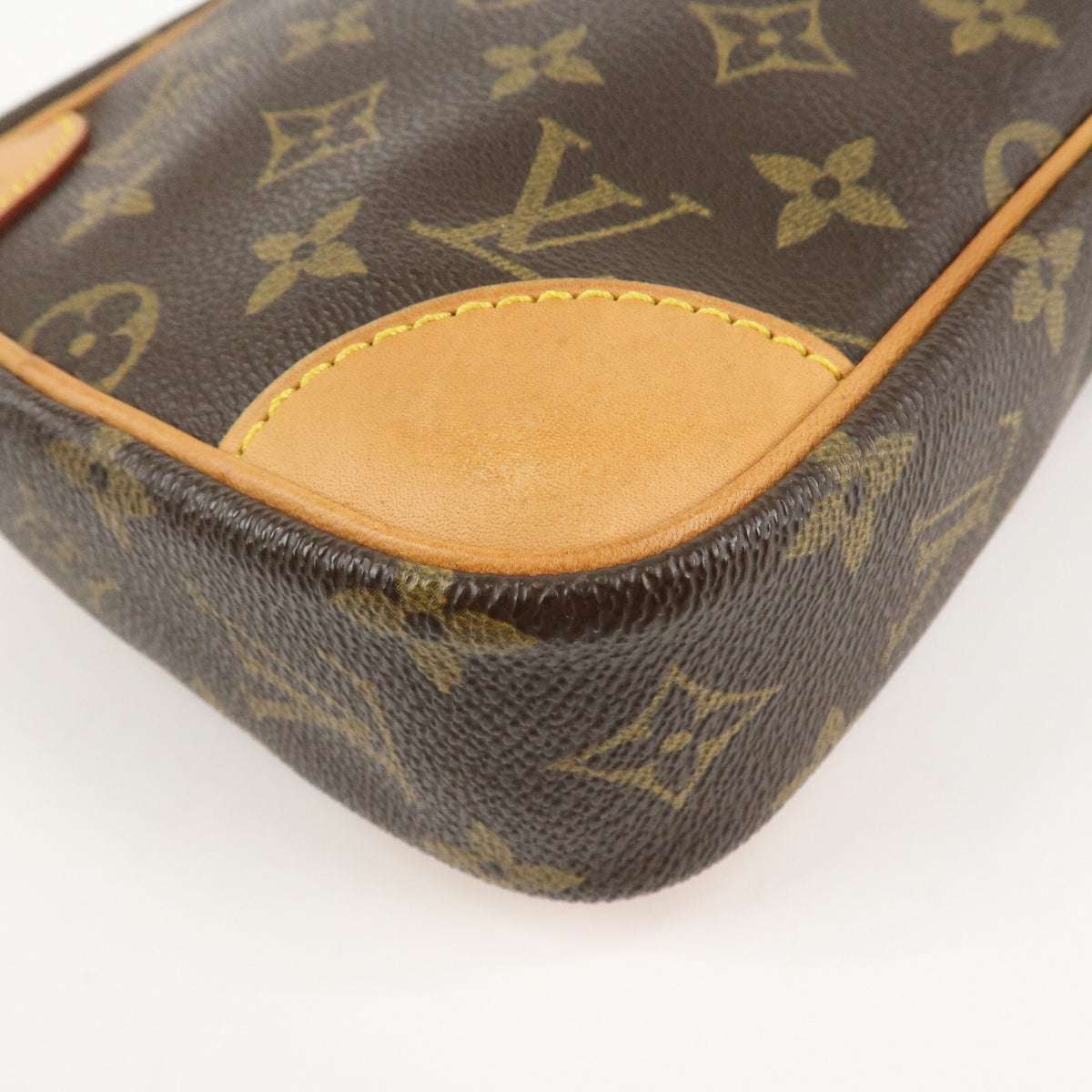 LOUIS VUITTON Monogram Danube Crossbody Shoulder Bag M45266 Preowned Auth11