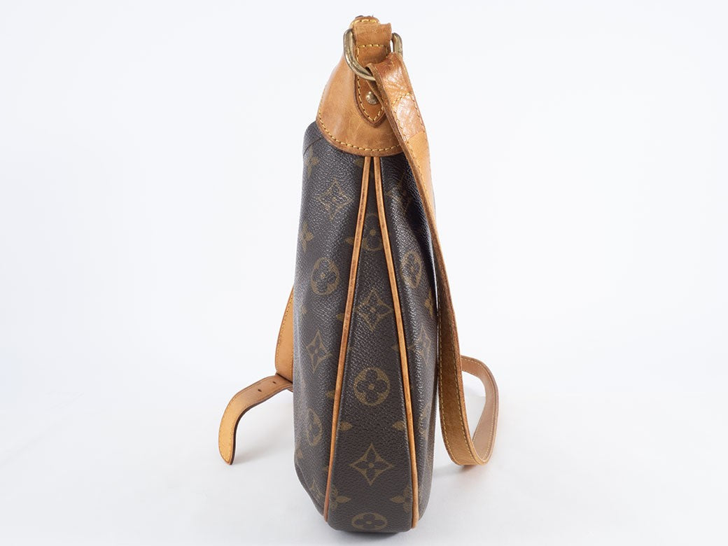 LOUIS VUITTON Odeon PM Monogram Canvas Crossbody Shoulder Bag M56390 Preowned5