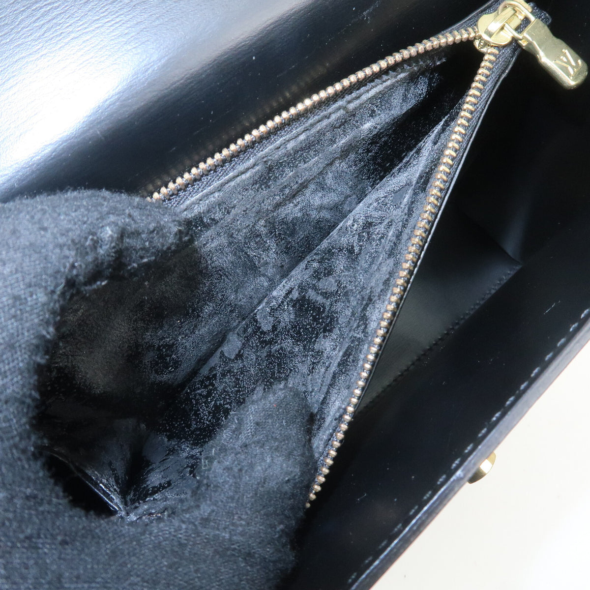 LOUIS VUITTON Malesherbes Handbag Epi Leather Black Noir M52372 Preowned Auth19