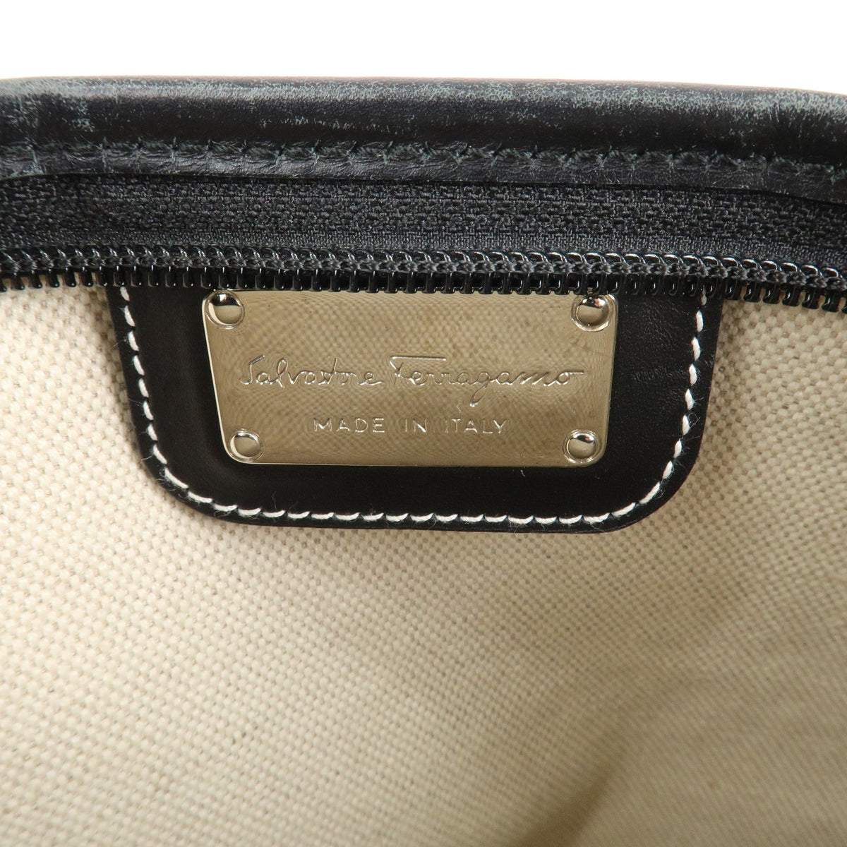 Ferragamo PVC Leather Womens Shoulder Bag Brown Black White Preowned Auth23