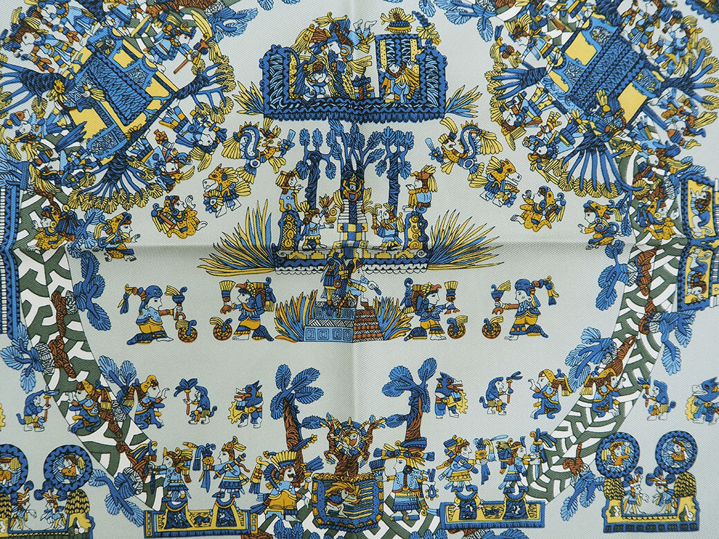 HERMES Pleated Carré ASTRES et SOLEILS Celestial bodies and the sun Gray1