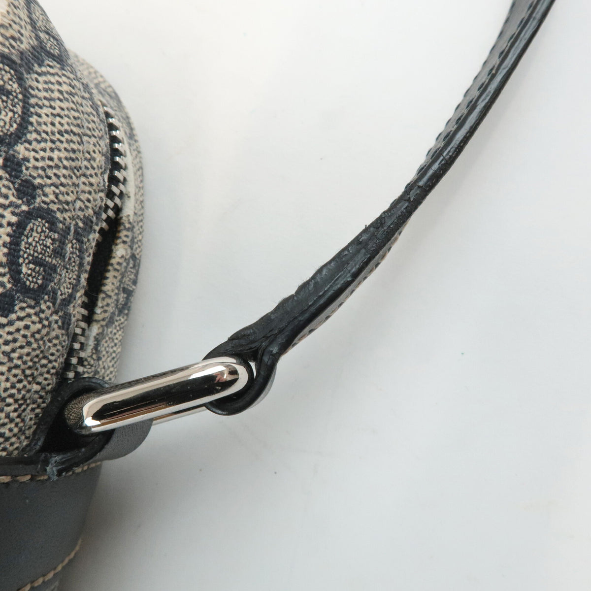 GUCCI GG Supreme Canvas Leather Shoulder Bag Navy Beige Vintage 233268 Preowned5