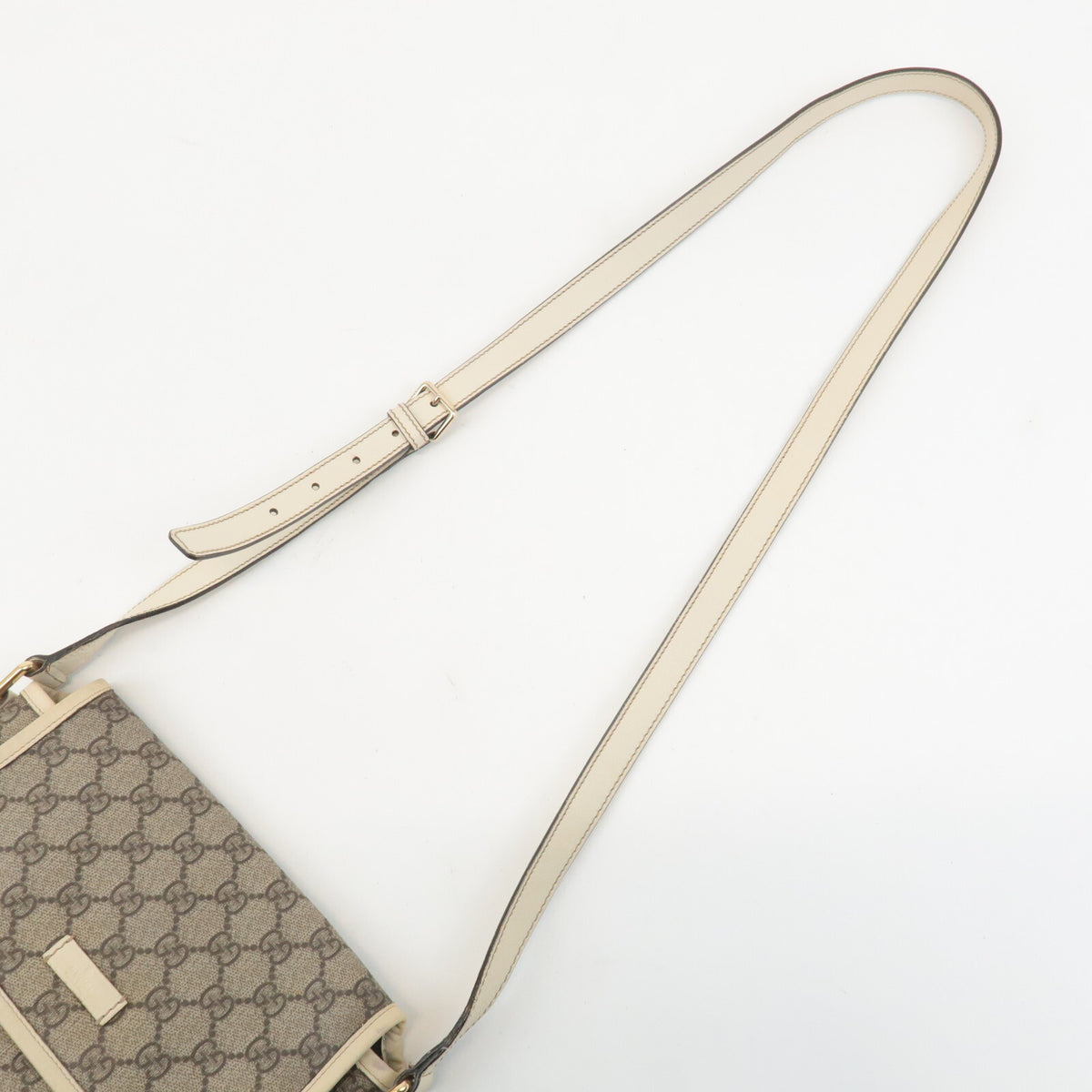 GUCCI GG Supreme Canvas Leather Beige Ivory Crossbody Shoulder Bag Preowned4