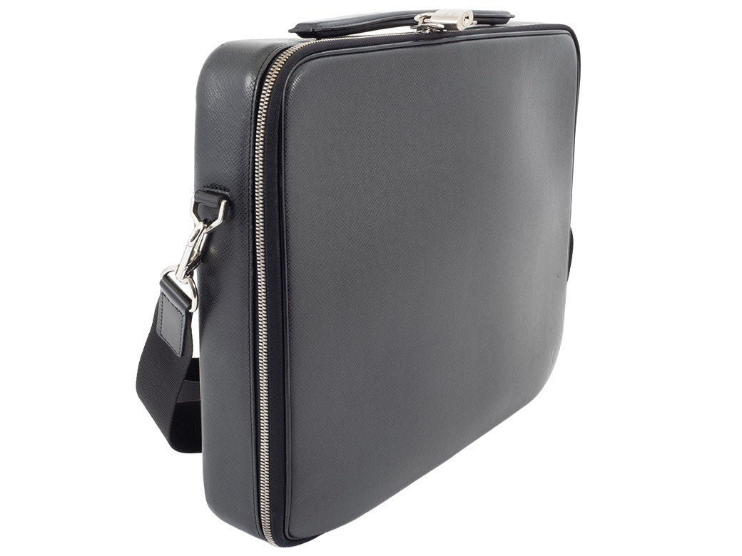 LOUIS VUITTON Odessa Briefcase Taiga Leather Black Convertible Crossbody M308322