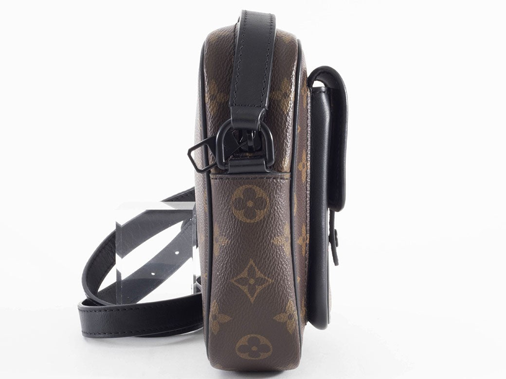 Louis Vuitton Christopher Wearable Wallet Shoulder Men's Monogram Brown Used11