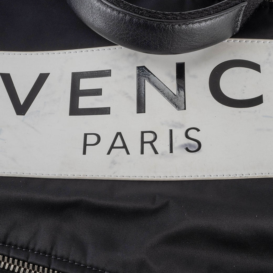 GIVENCHY Pandora Nylon Shoulder Bag Black Men Convertible Preowned Reuse Used17