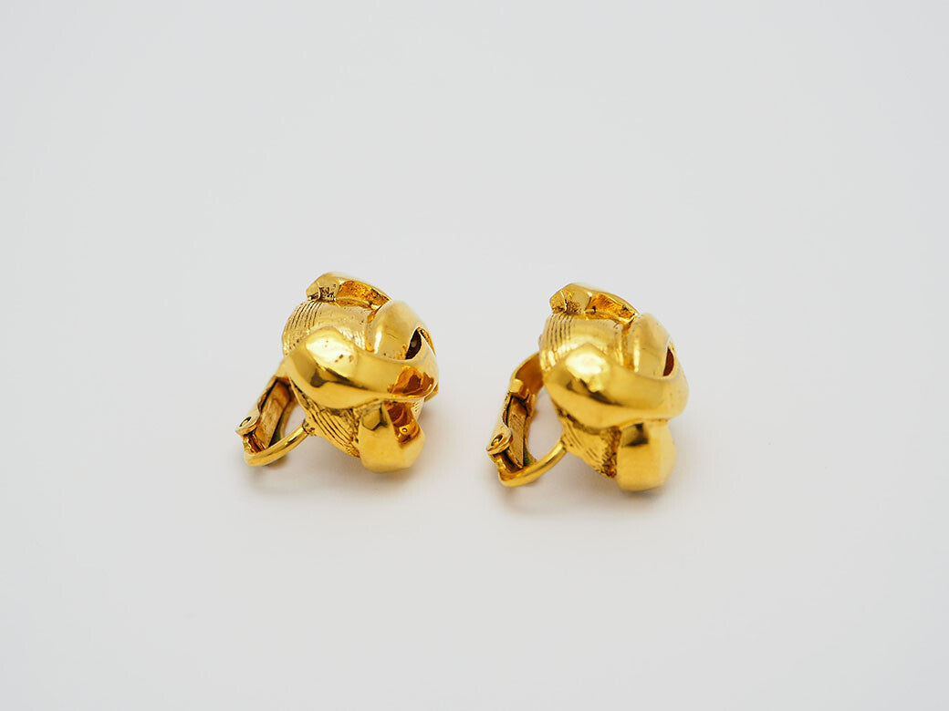 CHANEL Vintage Coco Earrings Gold Ladies Round Round Coco Mark Preowned Auth3