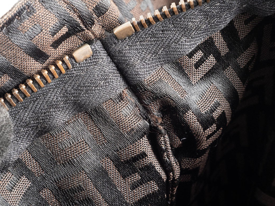 FENDI Zucchino Brown Canvas Leather Handbag Zucca Monogram Tote Bag Preowned22