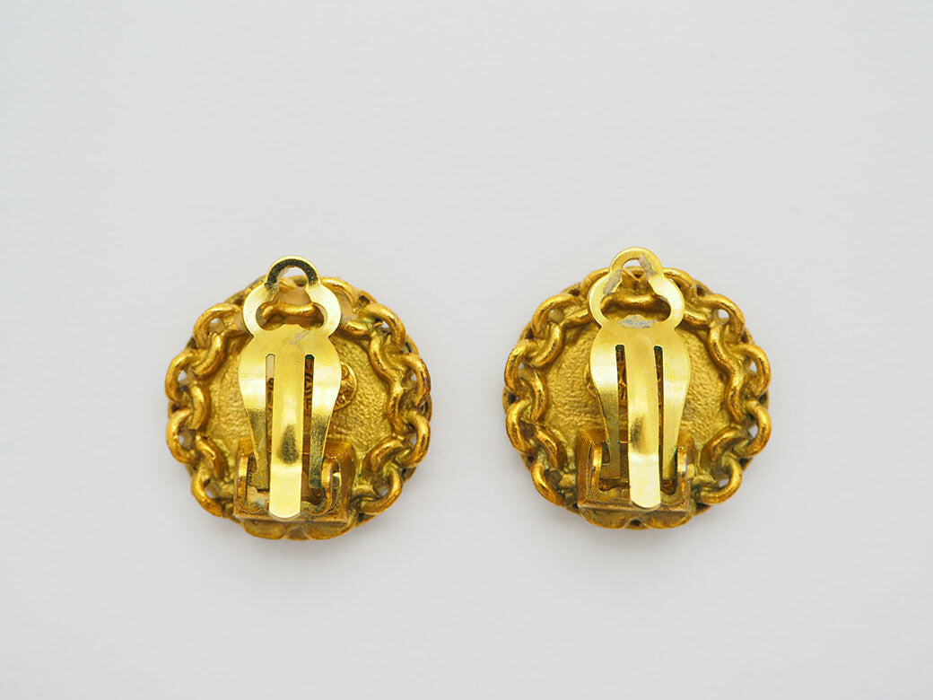 CHANEL Vintage Round Coco Earrings Chain Sunbeam 95P Gold Ladies Preowned Auth2