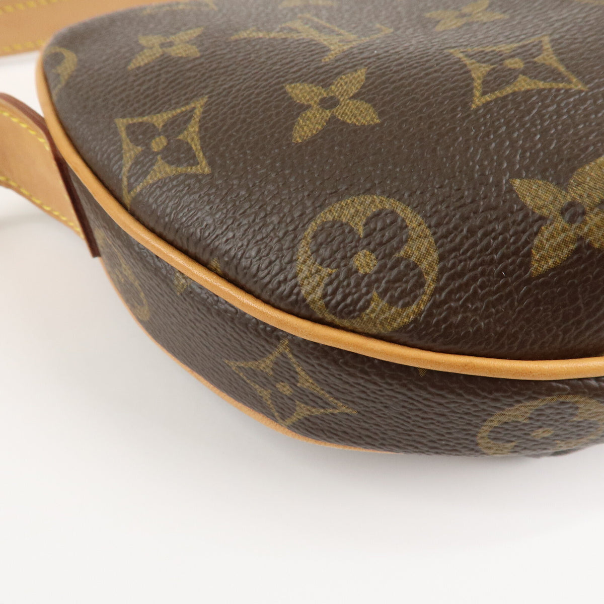 Louis Vuitton Monogram Pochette Croissant Shoulder Bag M51510 Preowned Auth17