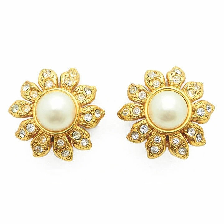 CHANEL Earrings 97P Gold Flower Rhinestone fake pearl Vintage Reuse Preowned0