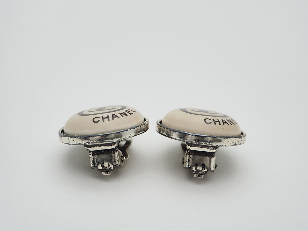 CHANEL Round Coco Earrings Coco Print Ladies 00T Circle Round Illustration Logo2