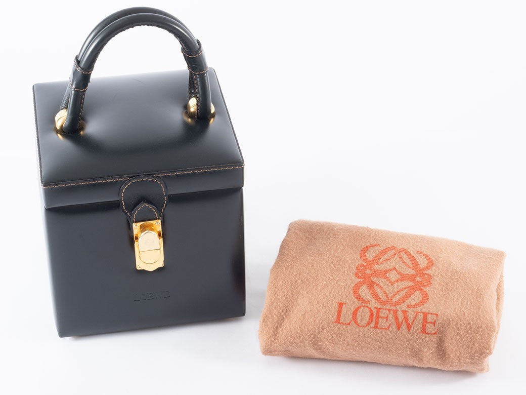 LOEWE Vintage Vanity Bag Womens Box Handbag Green Leather Preowned Auth9