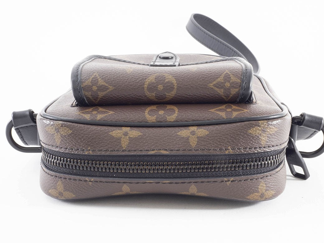 Louis Vuitton Christopher Wearable Wallet Shoulder Men's Monogram Brown Used10