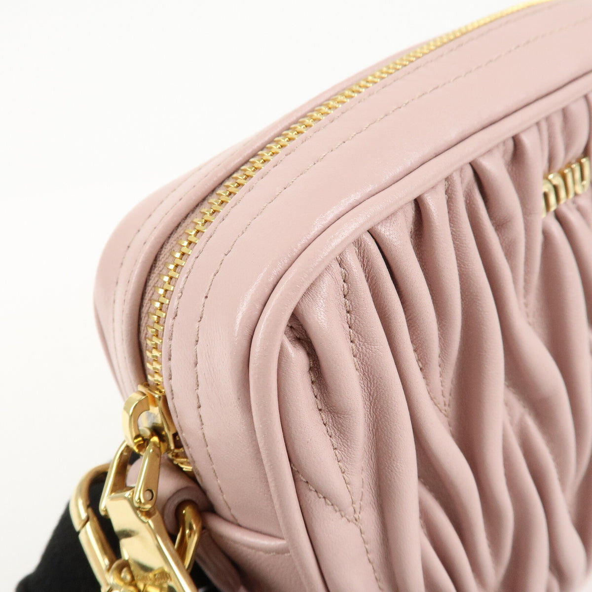 MIU MIU Matelasse Leather Chain Crossbody Shoulder Bag Pink Beige Preowned Auth15
