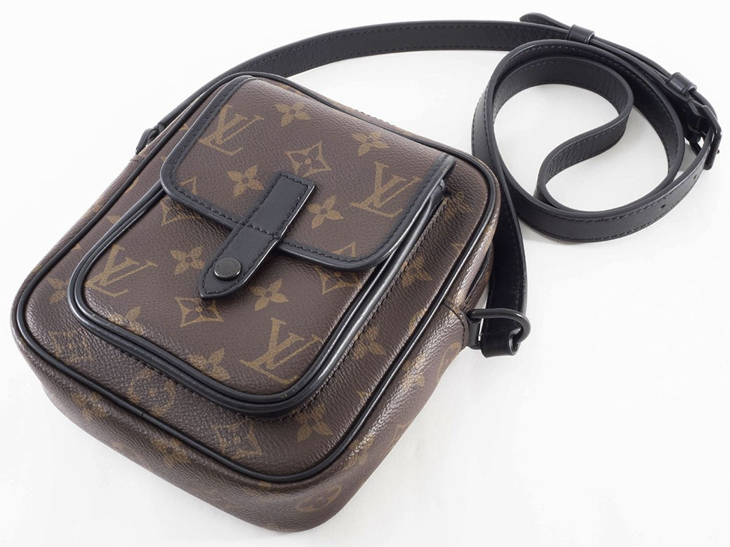 Louis Vuitton Christopher Wearable Wallet Shoulder Men's Monogram Brown Used17