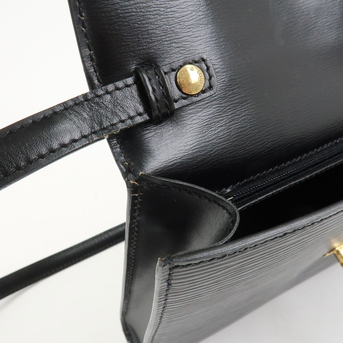 LOUIS VUITTON Arche Epi Leather Noir Black Small Convertible Bag Preowned Auth18
