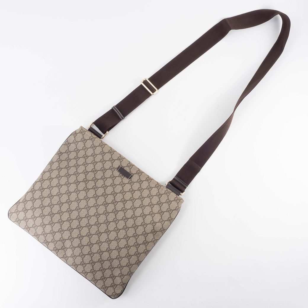 GUCCI GG Supreme Crossbody Shoulder Bag Beige Messenger Bag Preowned Auth15