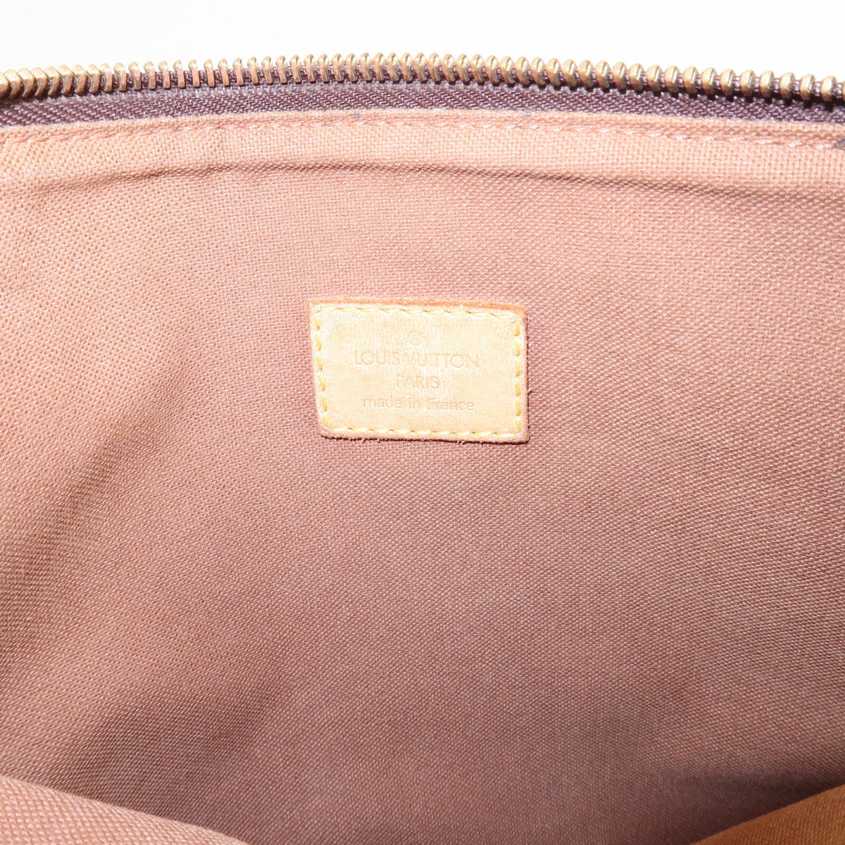 LOUIS VUITTON Pochette Bosphore Monogram Crossbody Shoulder Bag Preowned Auth19