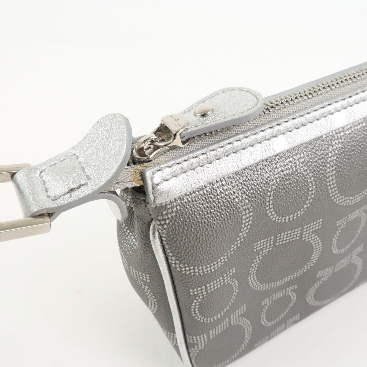 Ferragamo Gancini Logo Leather Shoulder Bag Hand Bag Silver Authentic Used F/S12