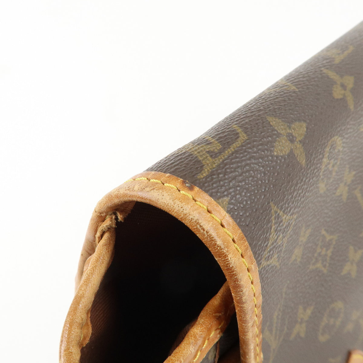 LOUIS VUITTON Monogram Gibessiere GM Crossbody Shoulder Bag Preowned Auth9