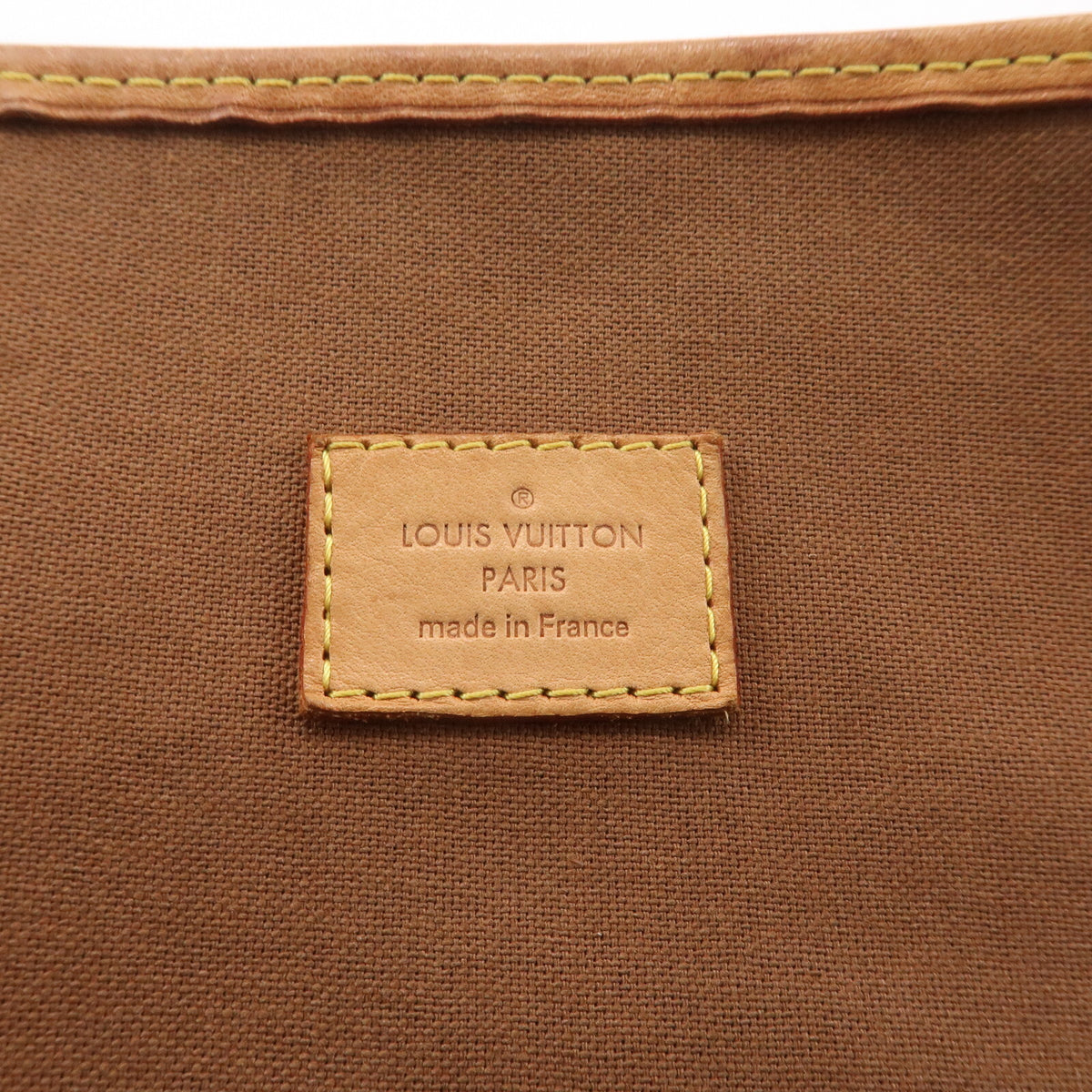 LOUIS VUITTON Gongo MM Monogram Messenger Crossbody Bag M40116 Preowned Auth21