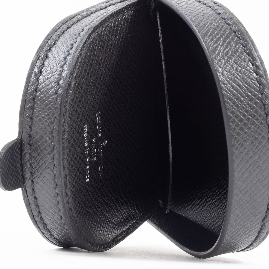 LOUIS VUITTON Porte Monnaie Cuvette Taiga Leather Black Coin Case Preowned Auth17