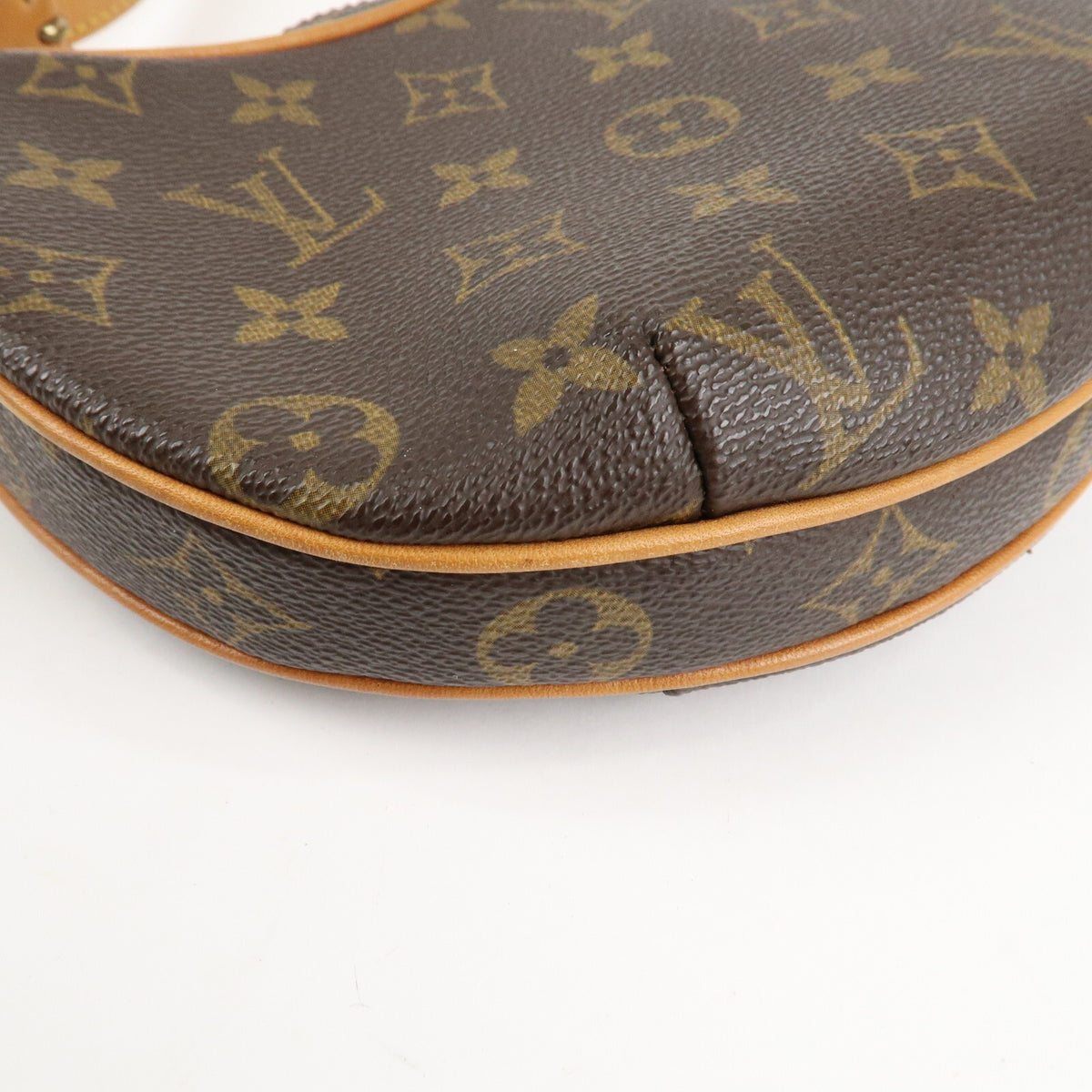 LOUIS VUITTON Pochette Croissant Monogram Shoulder Bag M51510 Preowned Auth16
