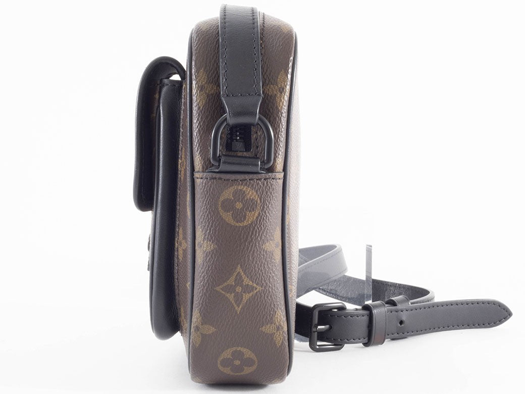 Louis Vuitton Christopher Wearable Wallet Shoulder Men's Monogram Brown Used12